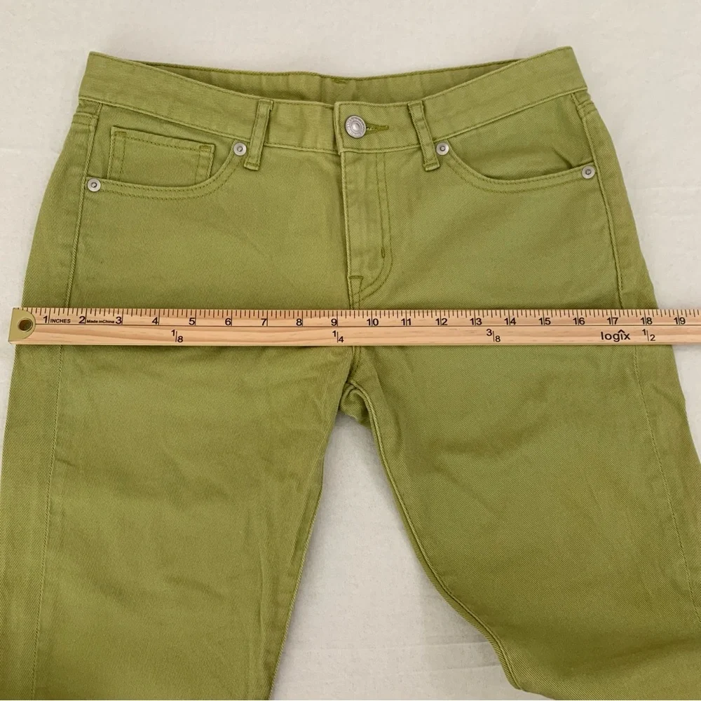 Uniqlo Jeans Women's Low Rise‎ Skinny Straight Olive Green Size 27 Inseam 28